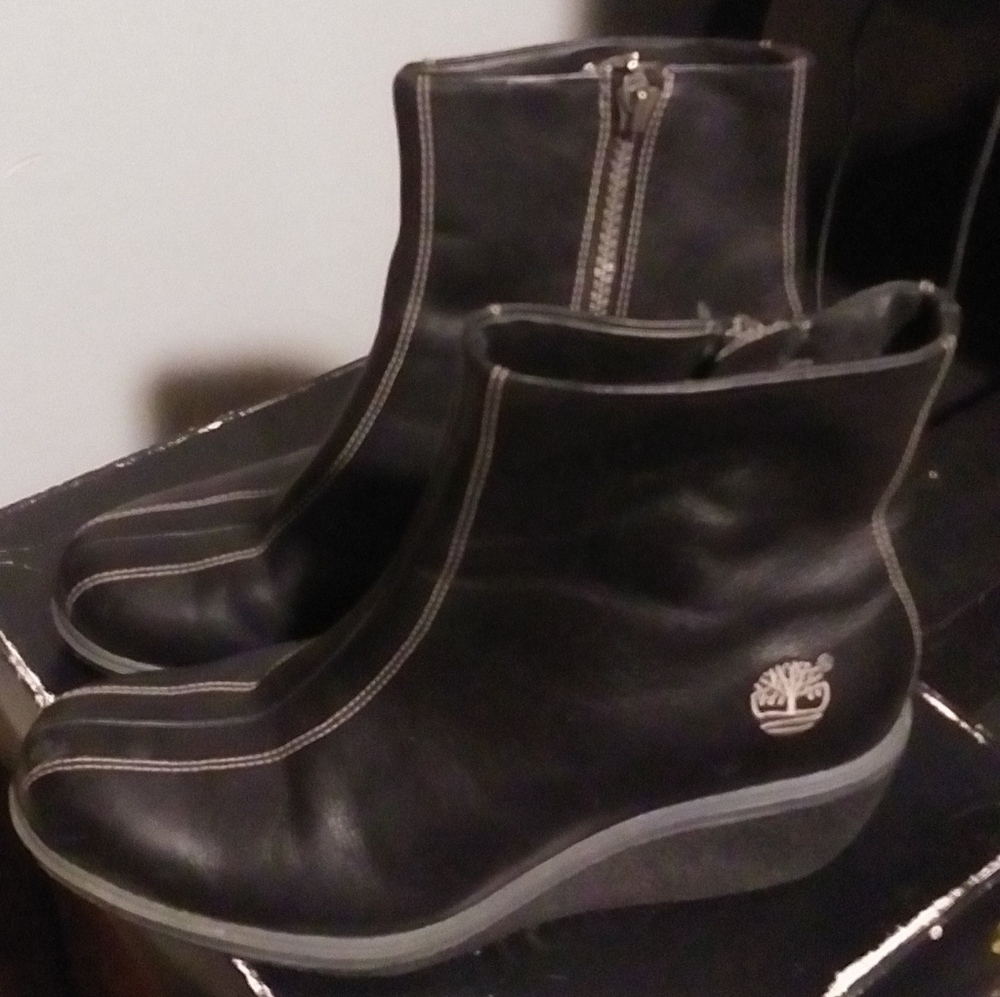 Hot hot booties .biker boots excellent condition
